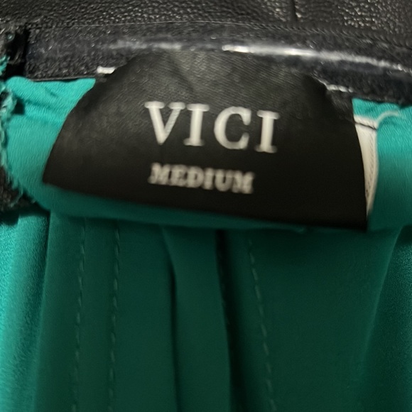 Gorgeous VICI dress! Brand new! Never worn! - Picture 7 of 7